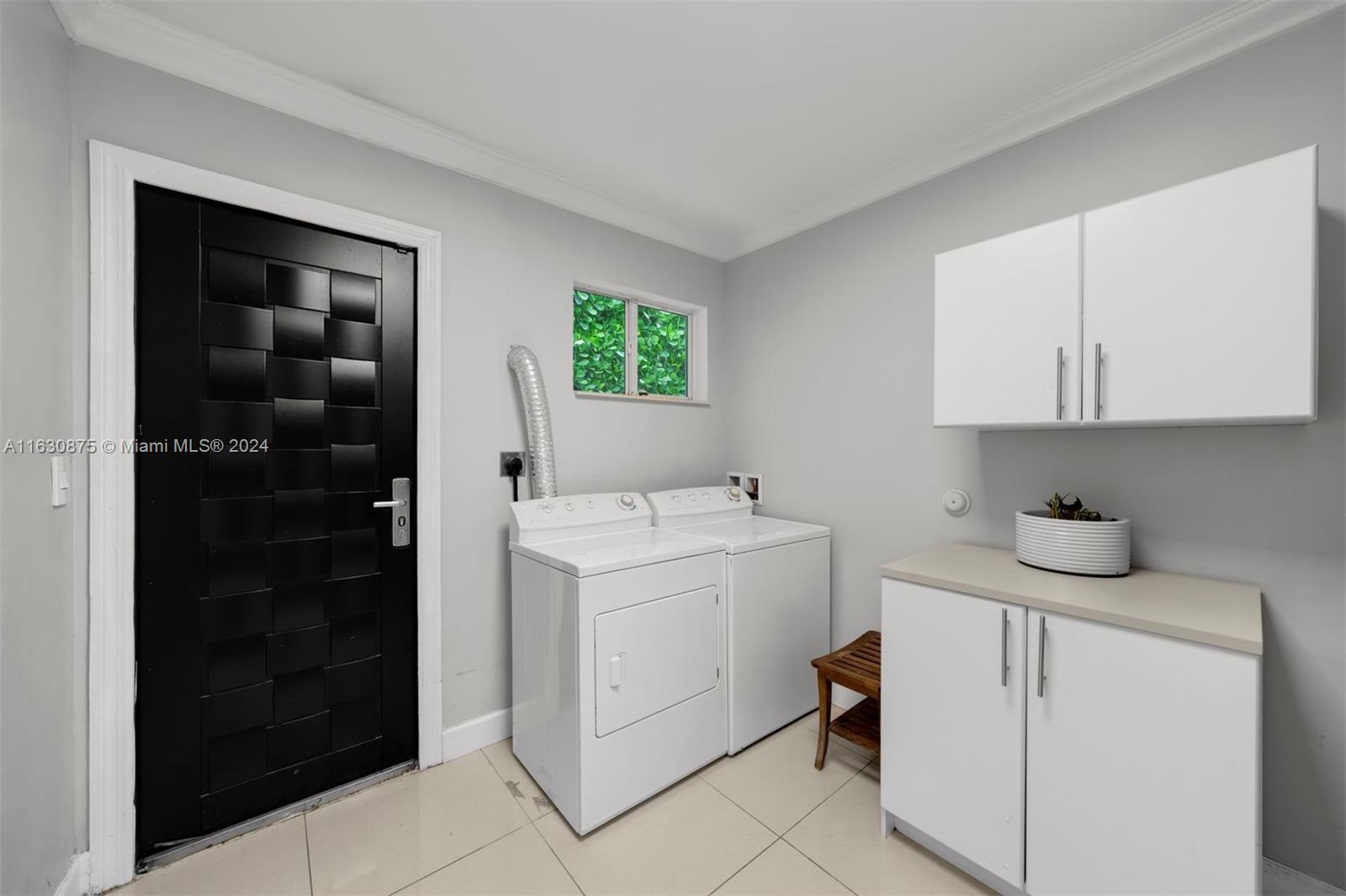 EASTERN SHORES 1ST ADDN - Residential