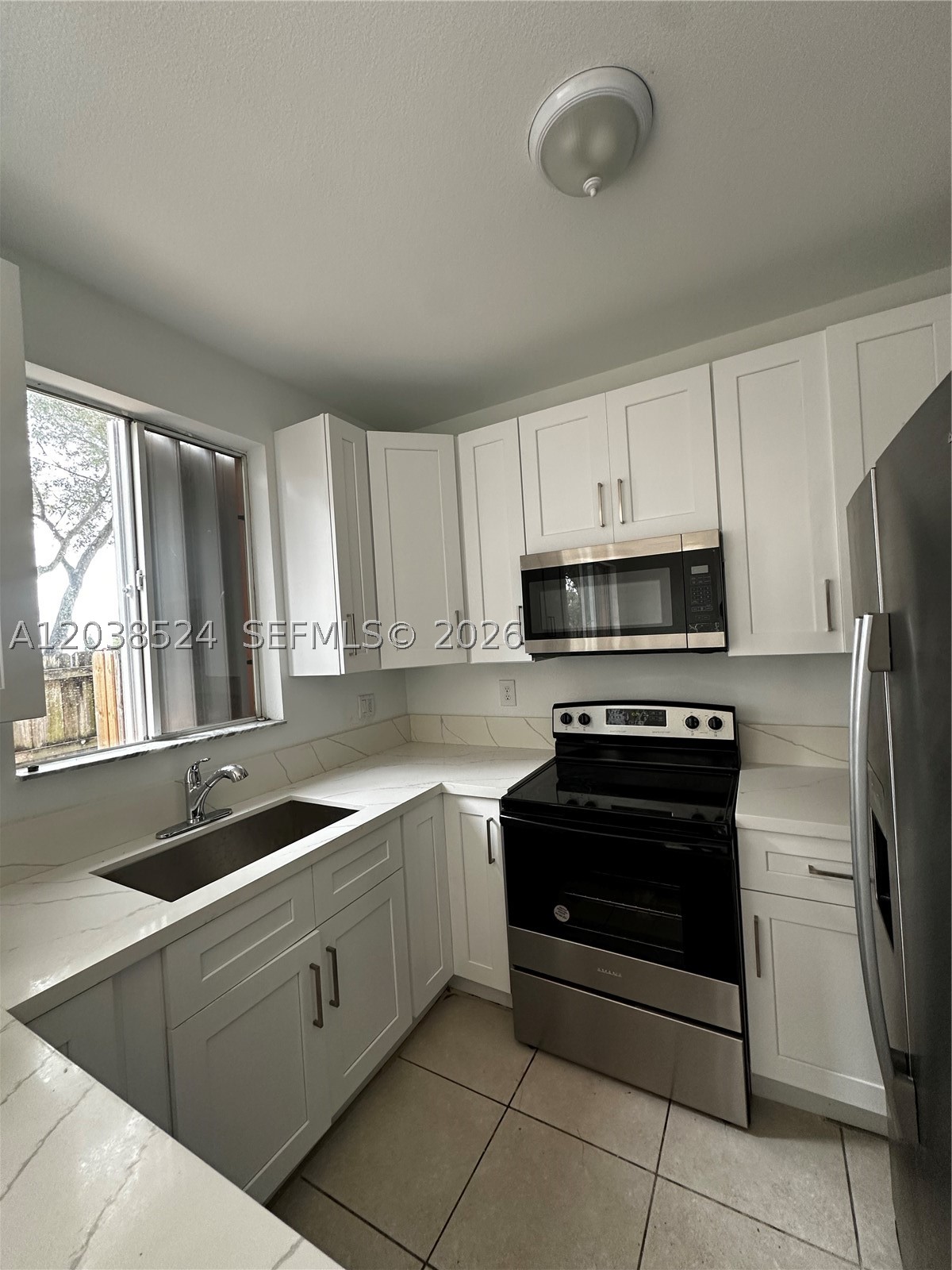 SHOMA TOWNHOMES AT KEYSCO - Residential Lease