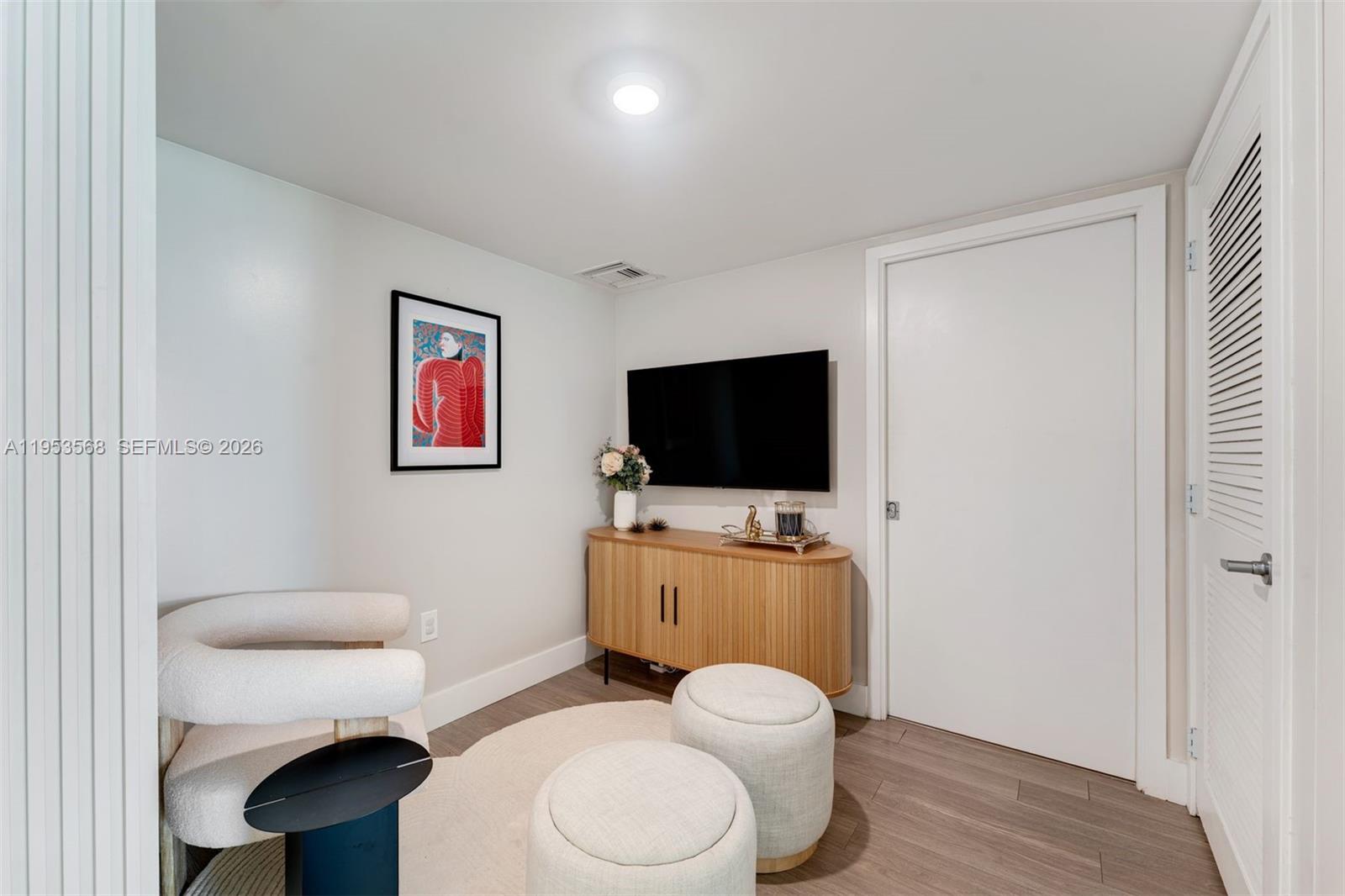 BAY HARBOR CLUB CONDO - Residential