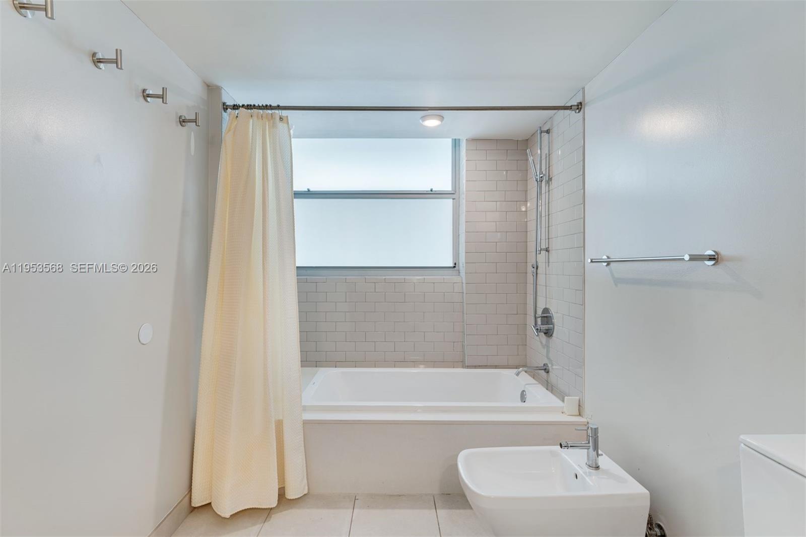 BAY HARBOR CLUB CONDO - Residential