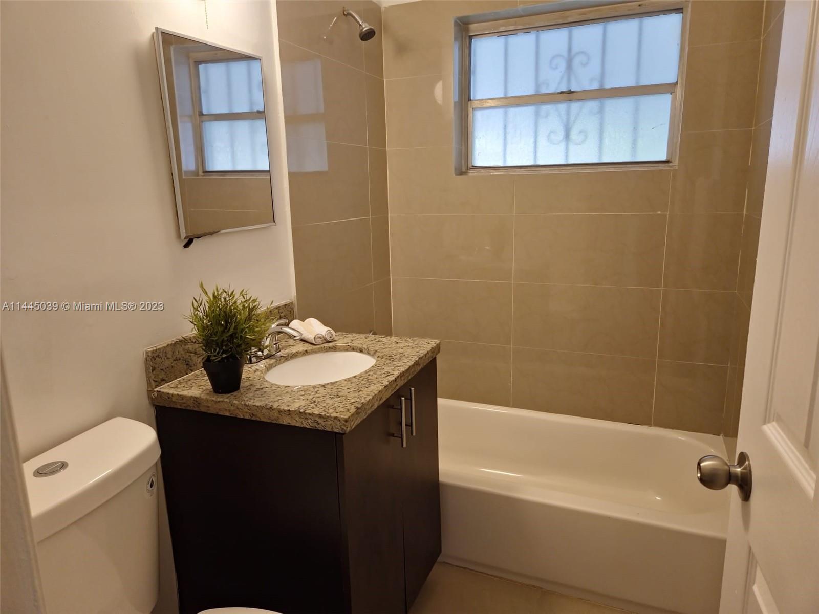 COLONIAL PLAZA CONDO - Residential