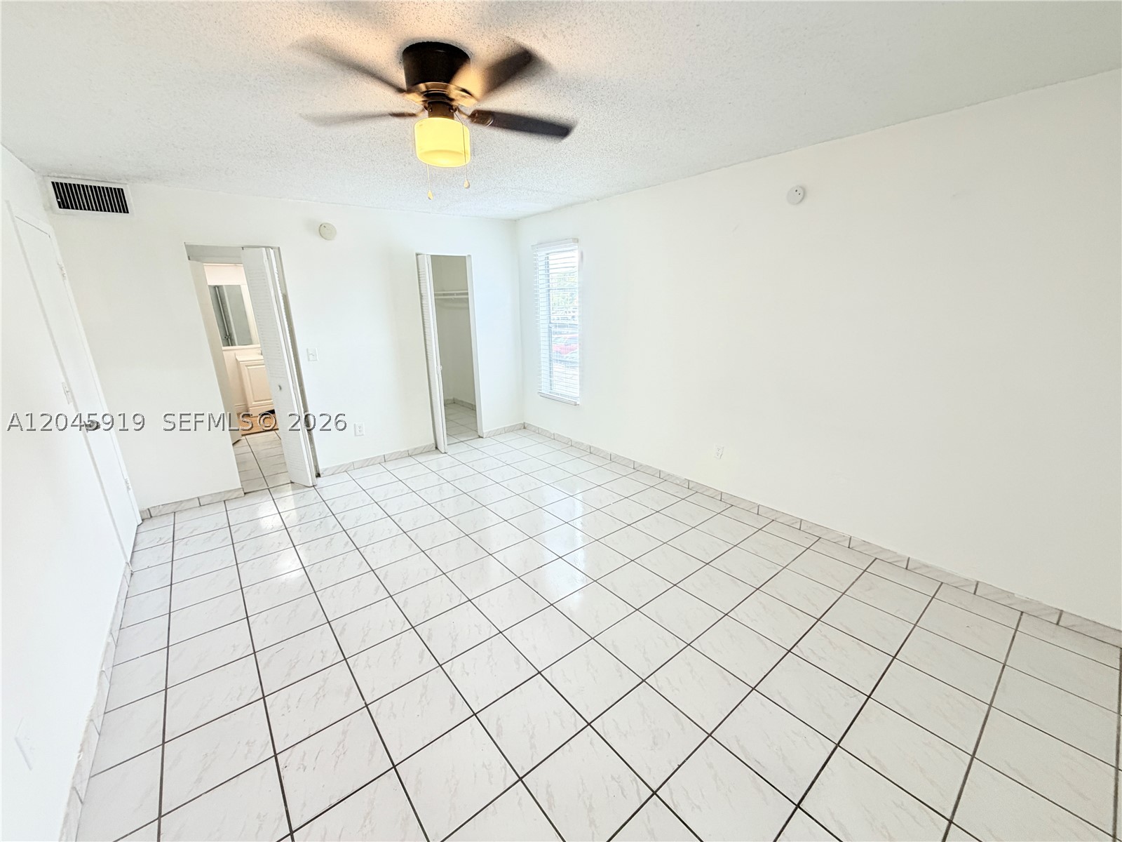 BROOKFIELD SQUARE CONDO - Residential