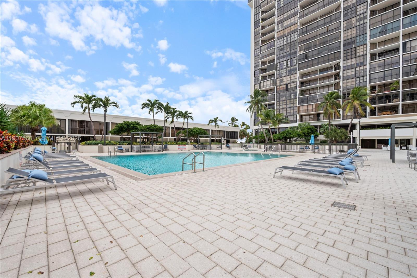 BRICKELL PLACE PHASE II C - Residential