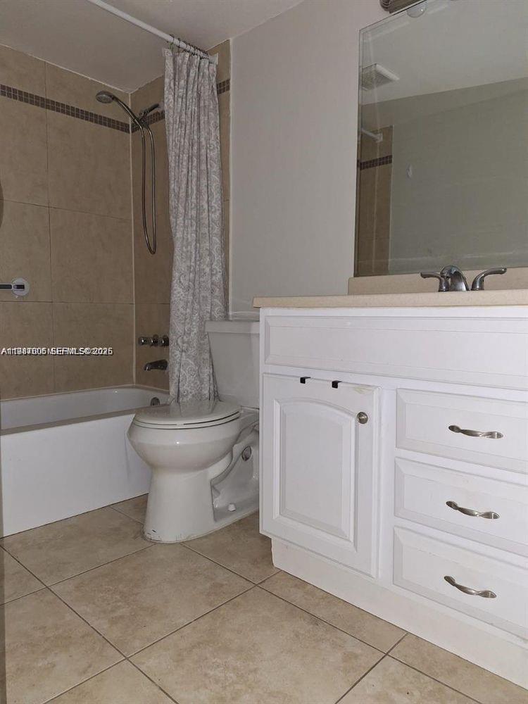 PLANTATION PLACE CONDO - Residential