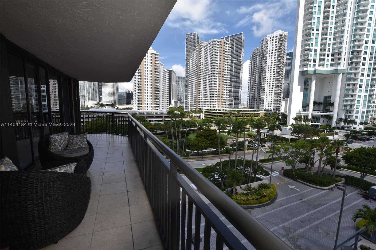 BRICKELL KEY II - Residential Lease