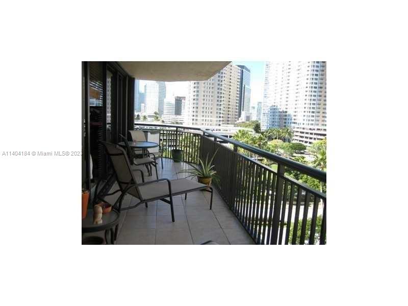 BRICKELL KEY II - Residential Lease