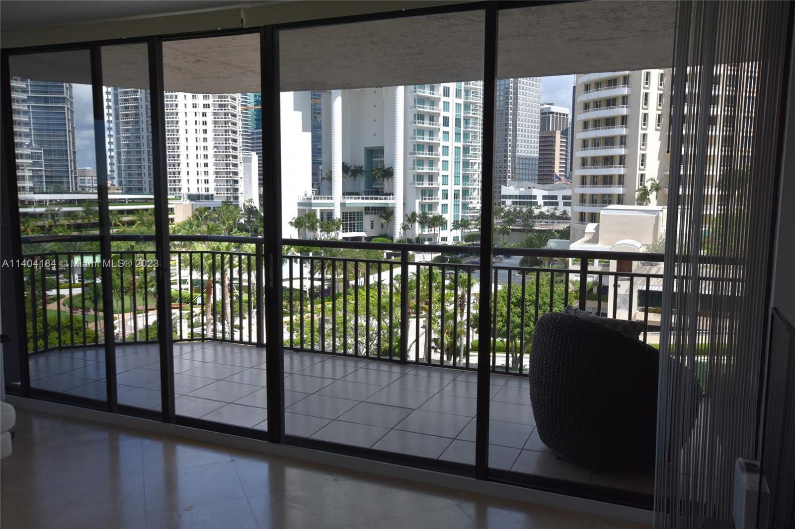 BRICKELL KEY II - Residential Lease