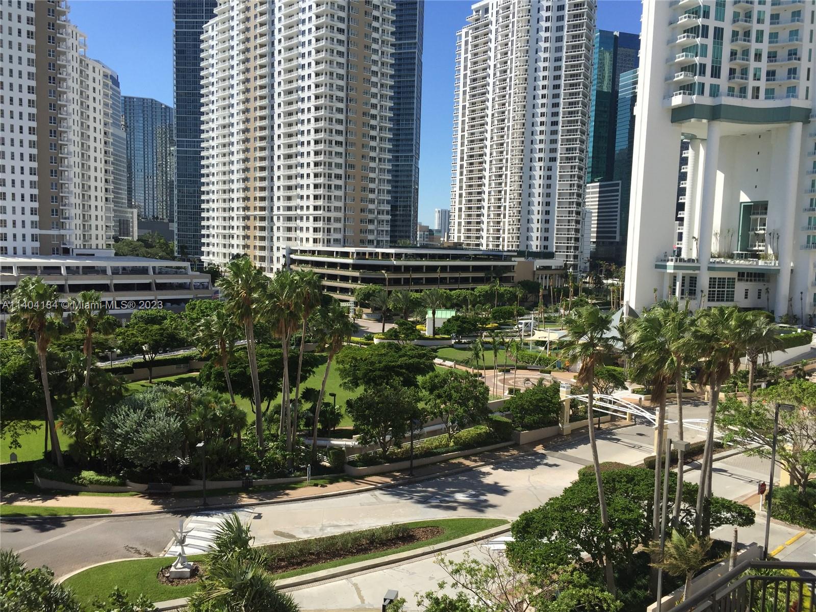 BRICKELL KEY II - Residential Lease
