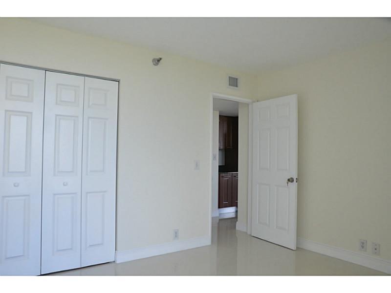 PARC CENTRAL - Residential Lease