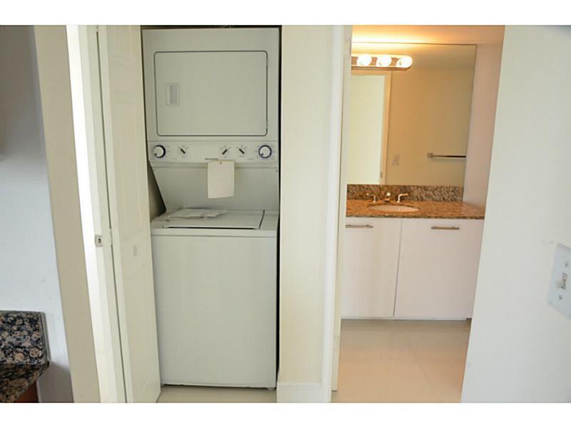 PARC CENTRAL - Residential Lease