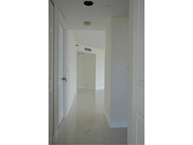 PARC CENTRAL - Residential Lease