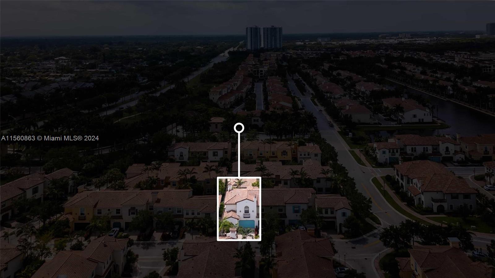 SAWGRASS LAKES - Residential