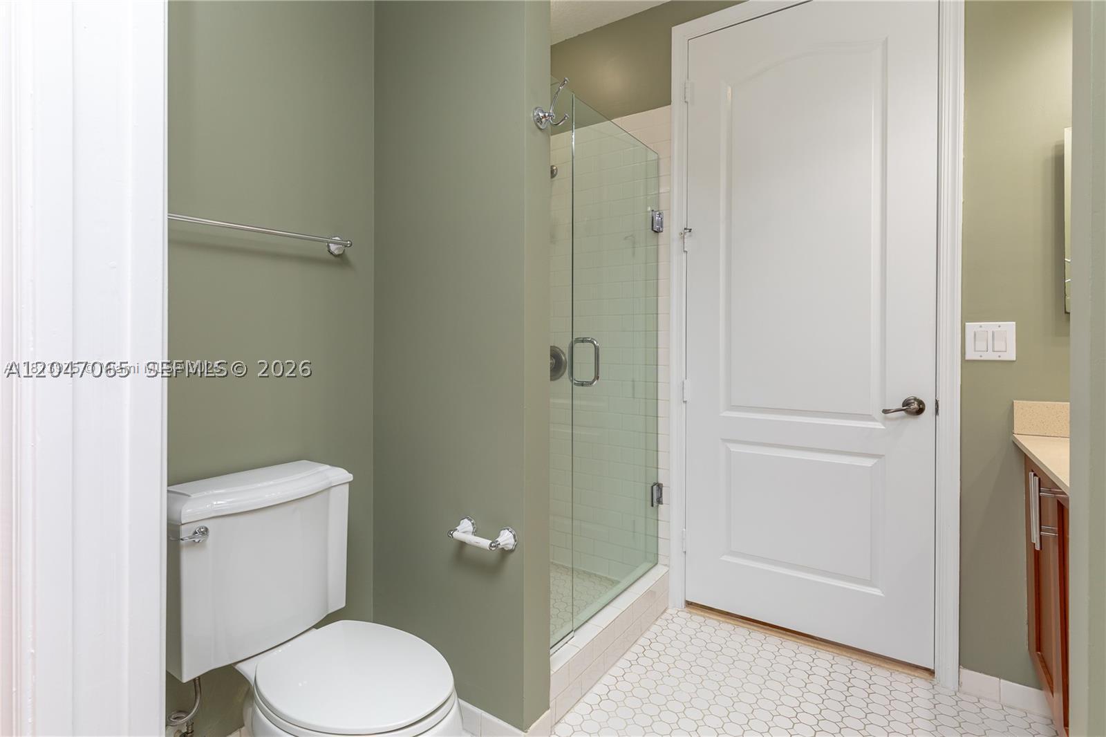 VILLAGE AT SAILBOAT BEND - Residential Lease