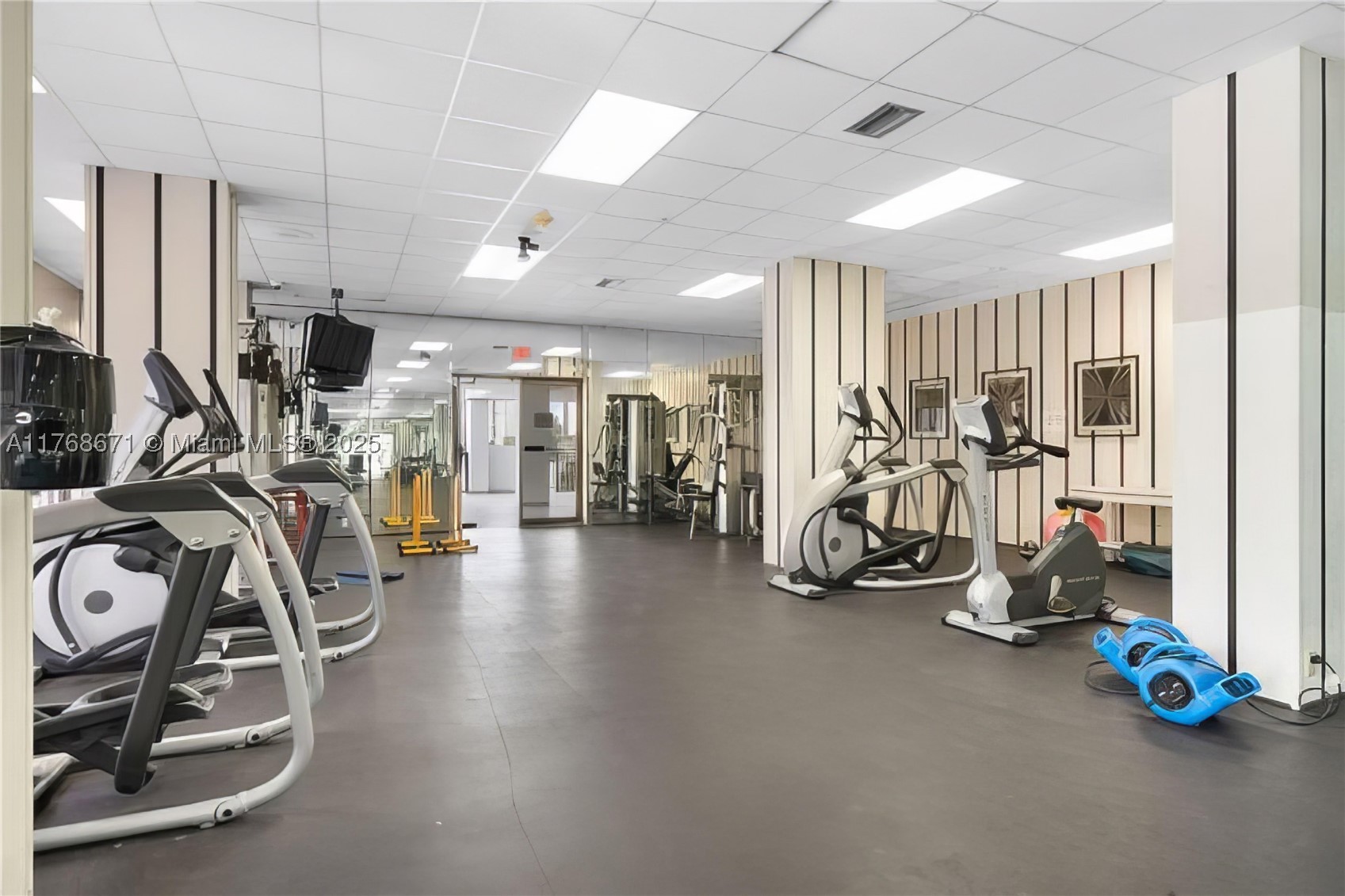 COMMODORE PLAZA CONDO - Residential