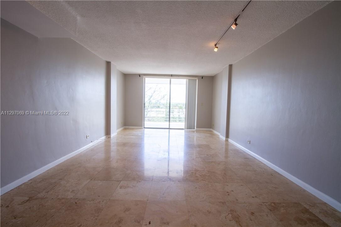 EASTERN SHORES WHITE HOUS - Residential Lease