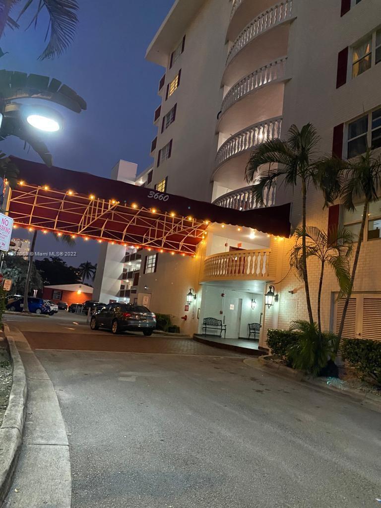 EASTERN SHORES WHITE HOUS - Residential Lease