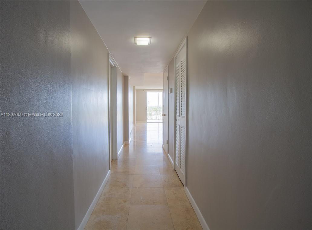 EASTERN SHORES WHITE HOUS - Residential Lease