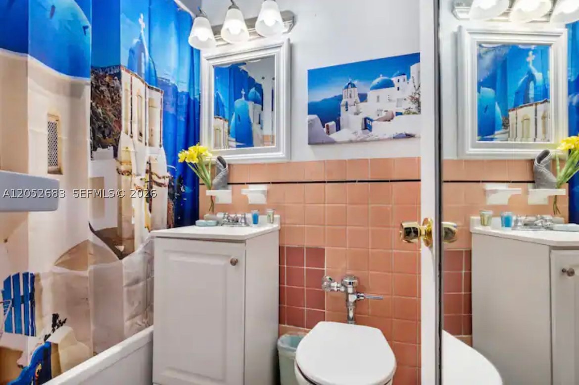 THE MANTELL CONDO - Residential Lease
