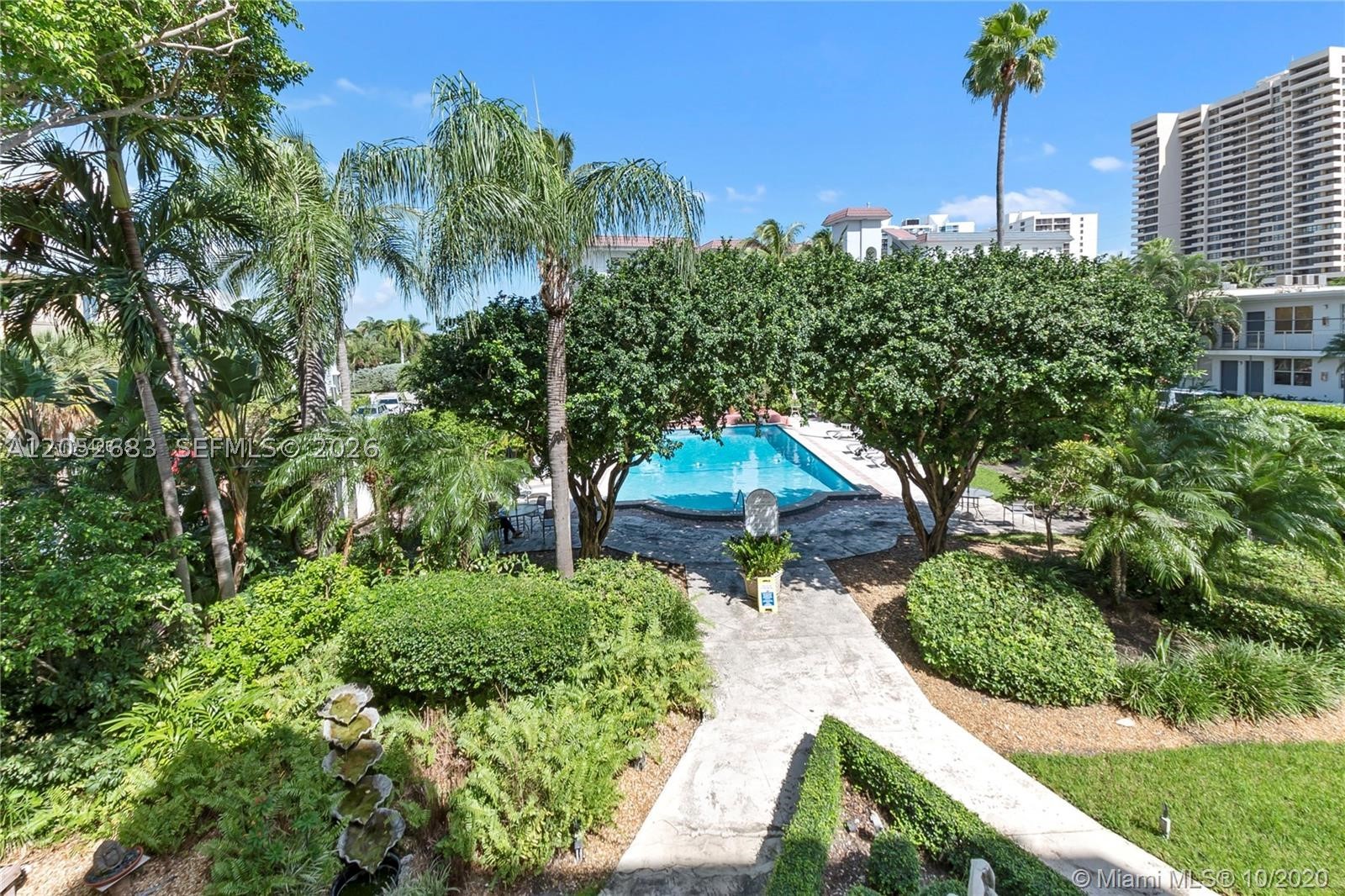 THE MANTELL CONDO - Residential Lease