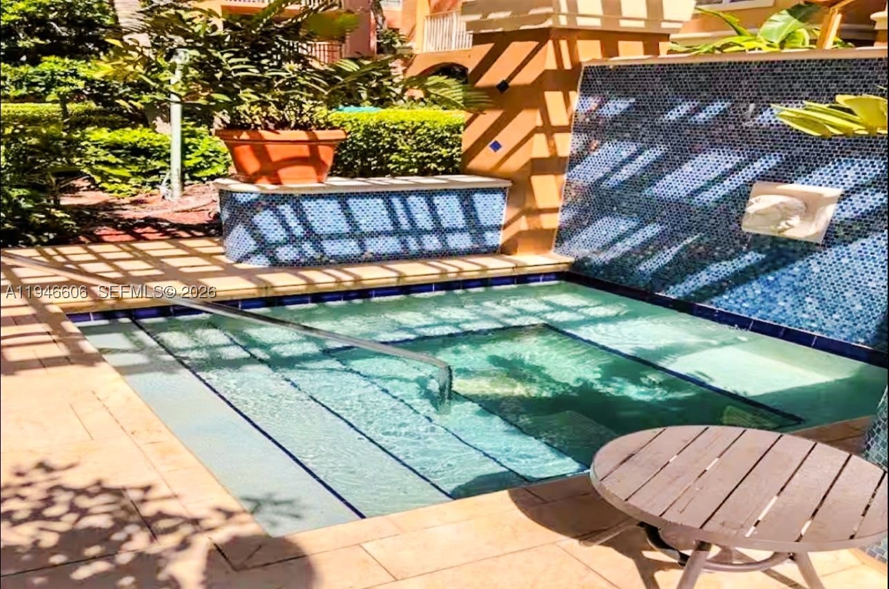 THE YACHT CLUB AT AVENTUR - Residential