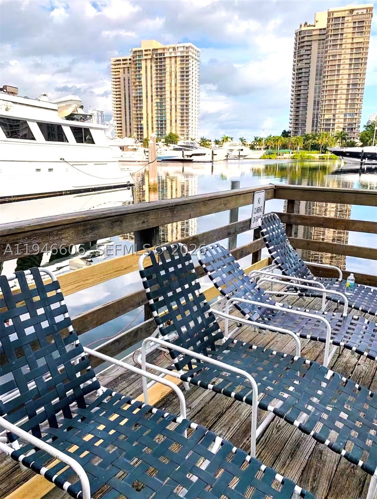 THE YACHT CLUB AT AVENTUR - Residential