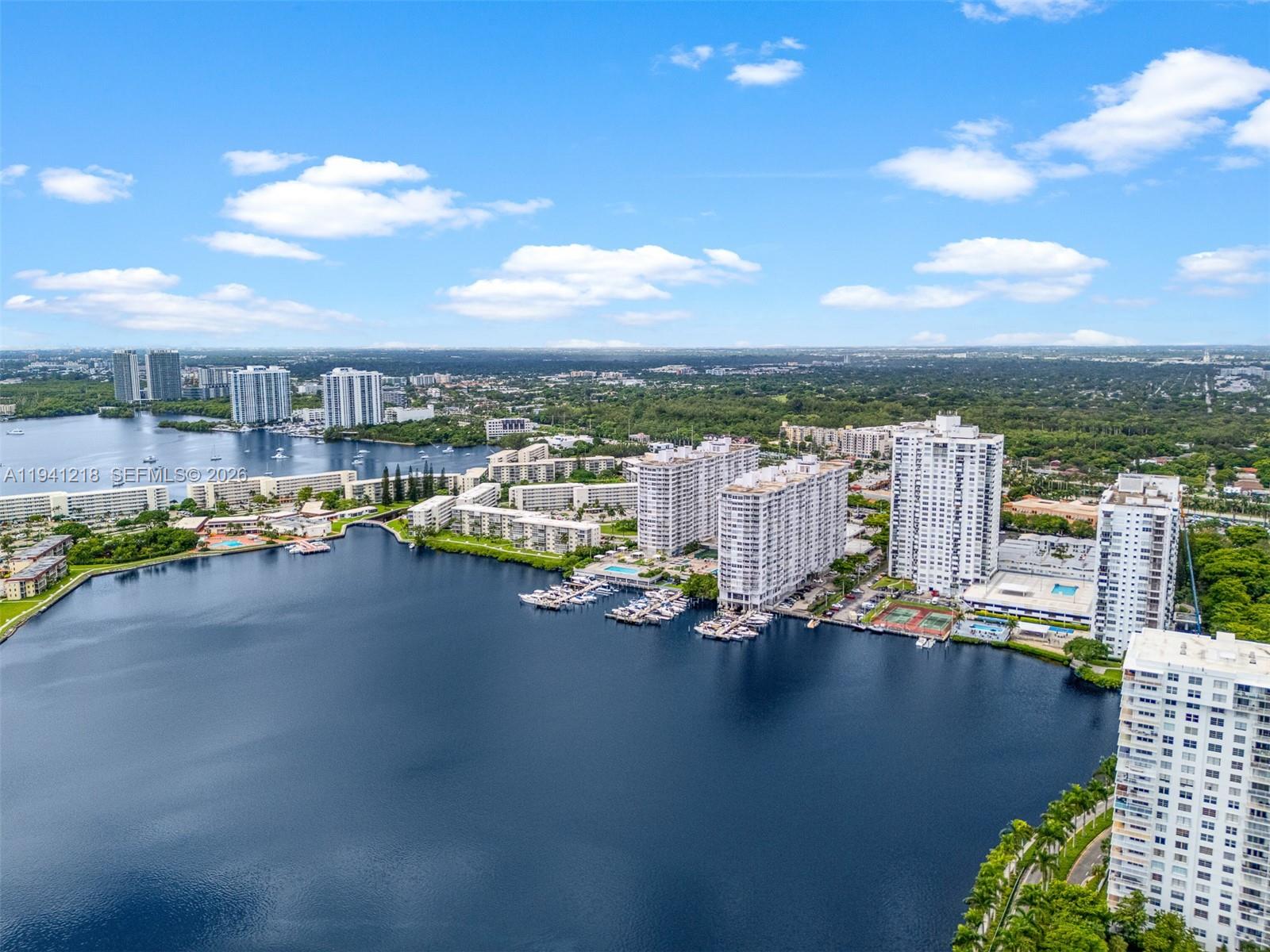 DEL PRADO MARINA - Residential