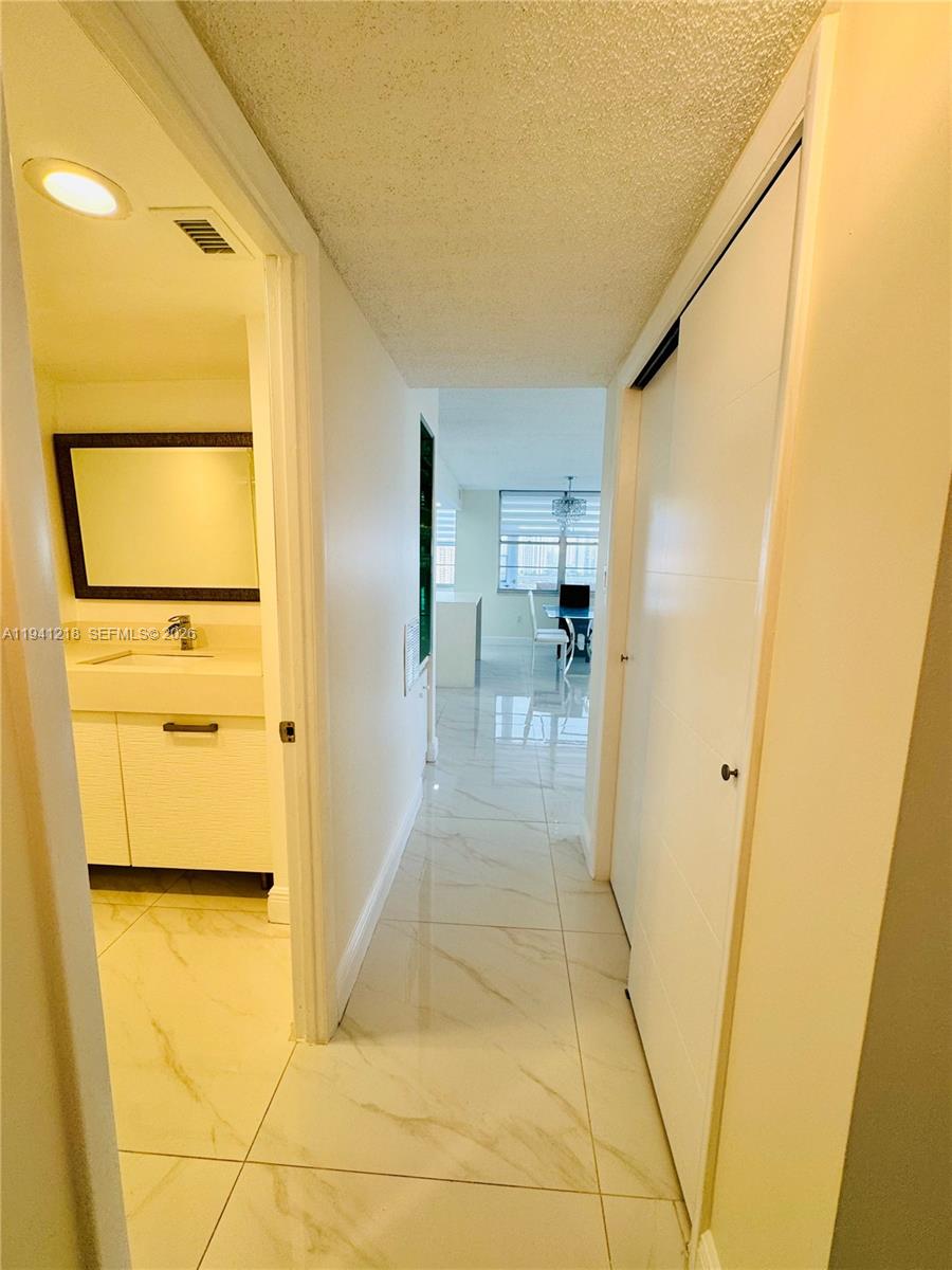 DEL PRADO MARINA - Residential