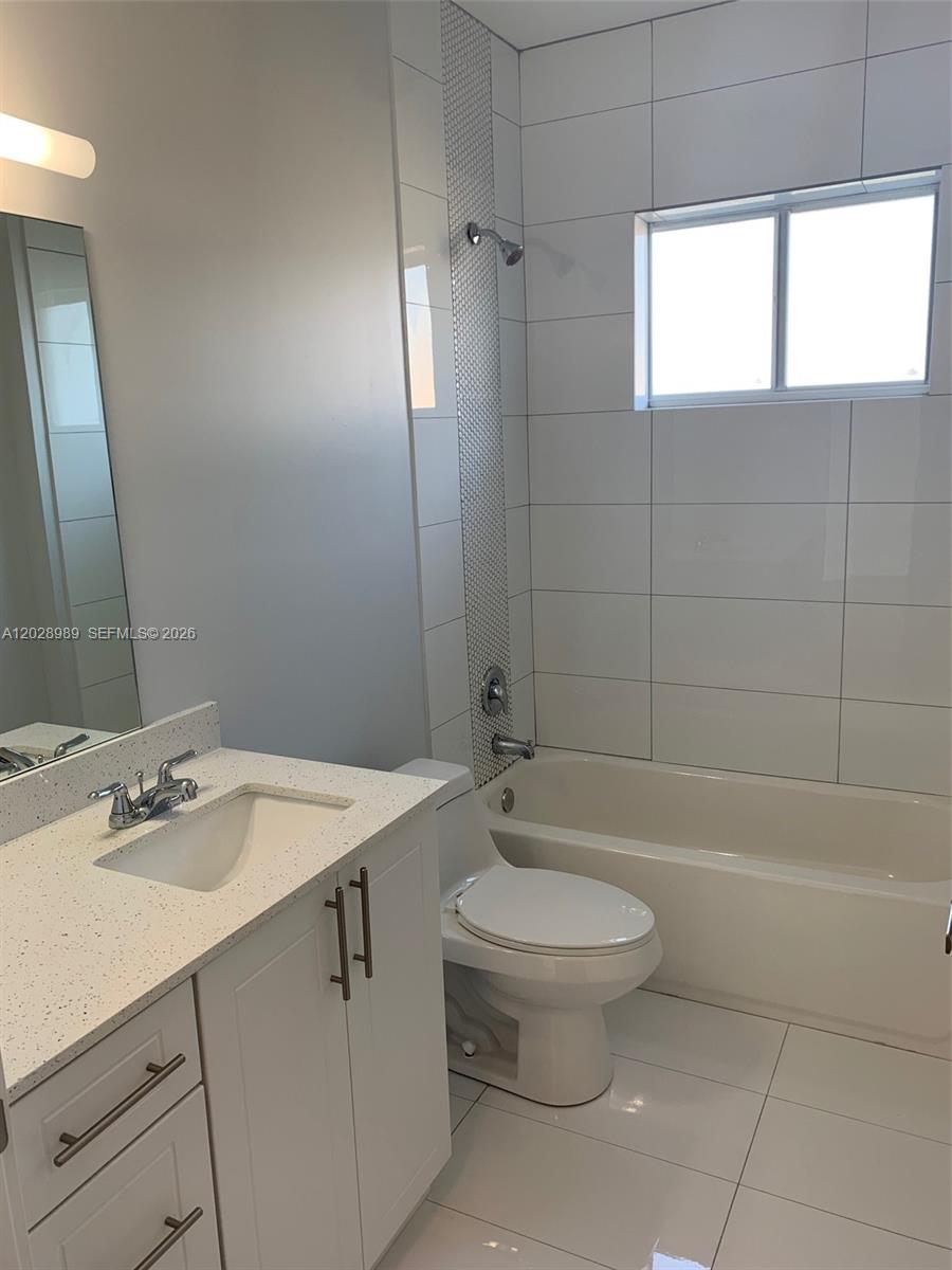 HIALEAH 13TH ADDN AMD PL - Residential Lease