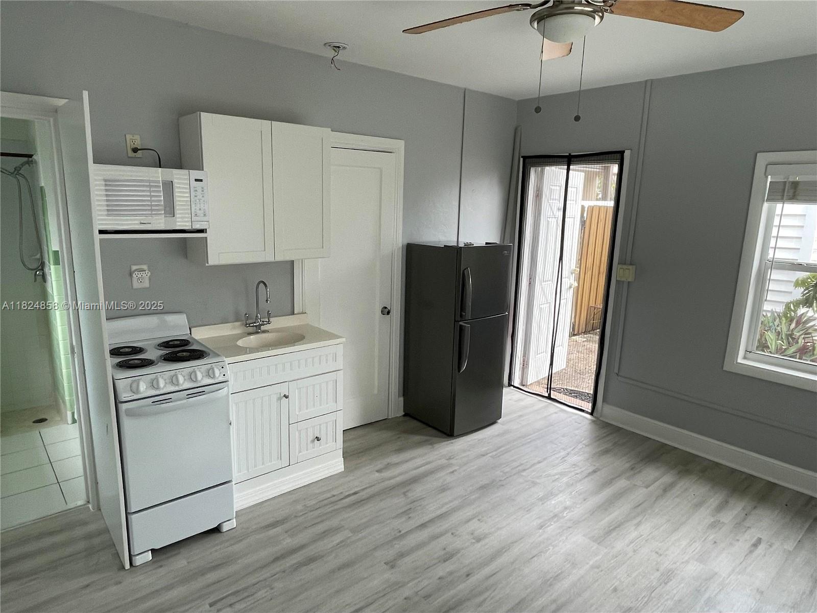 STRANAHANS SUB - Residential Lease