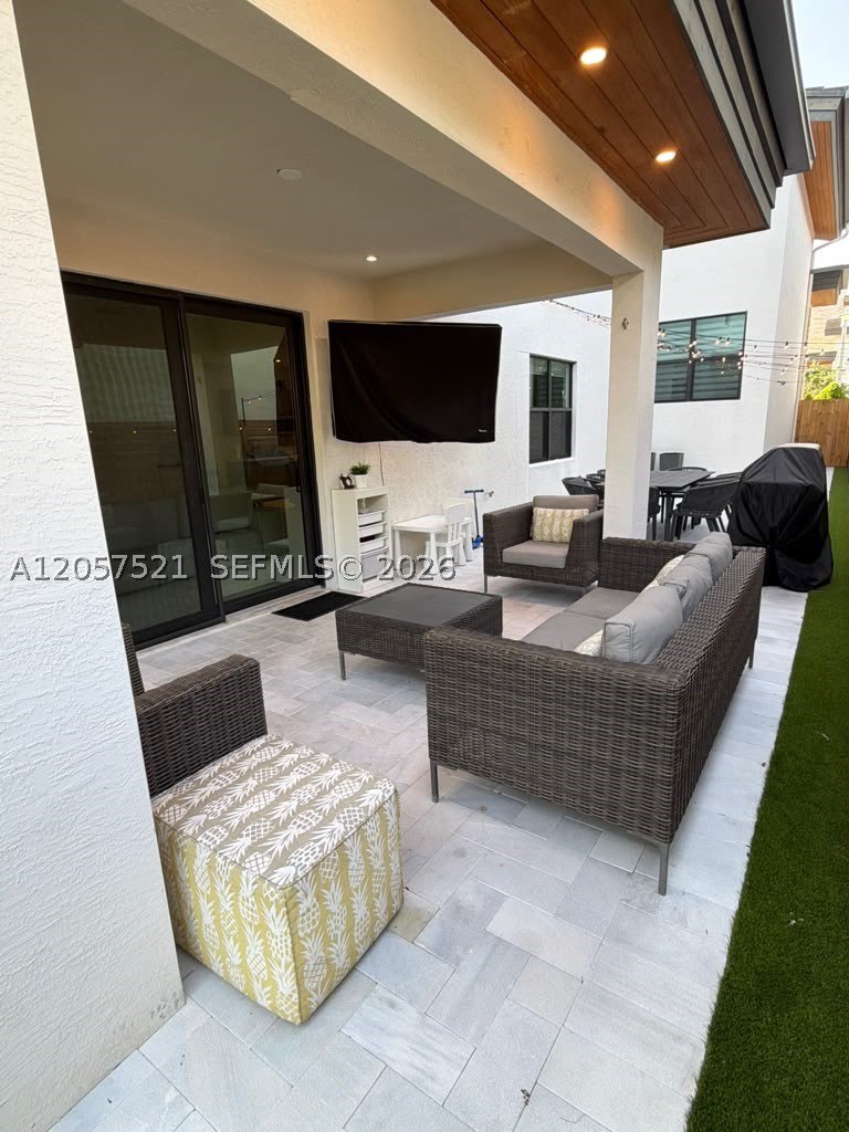 GRAND BAY SOUTH ESTATES - Residential