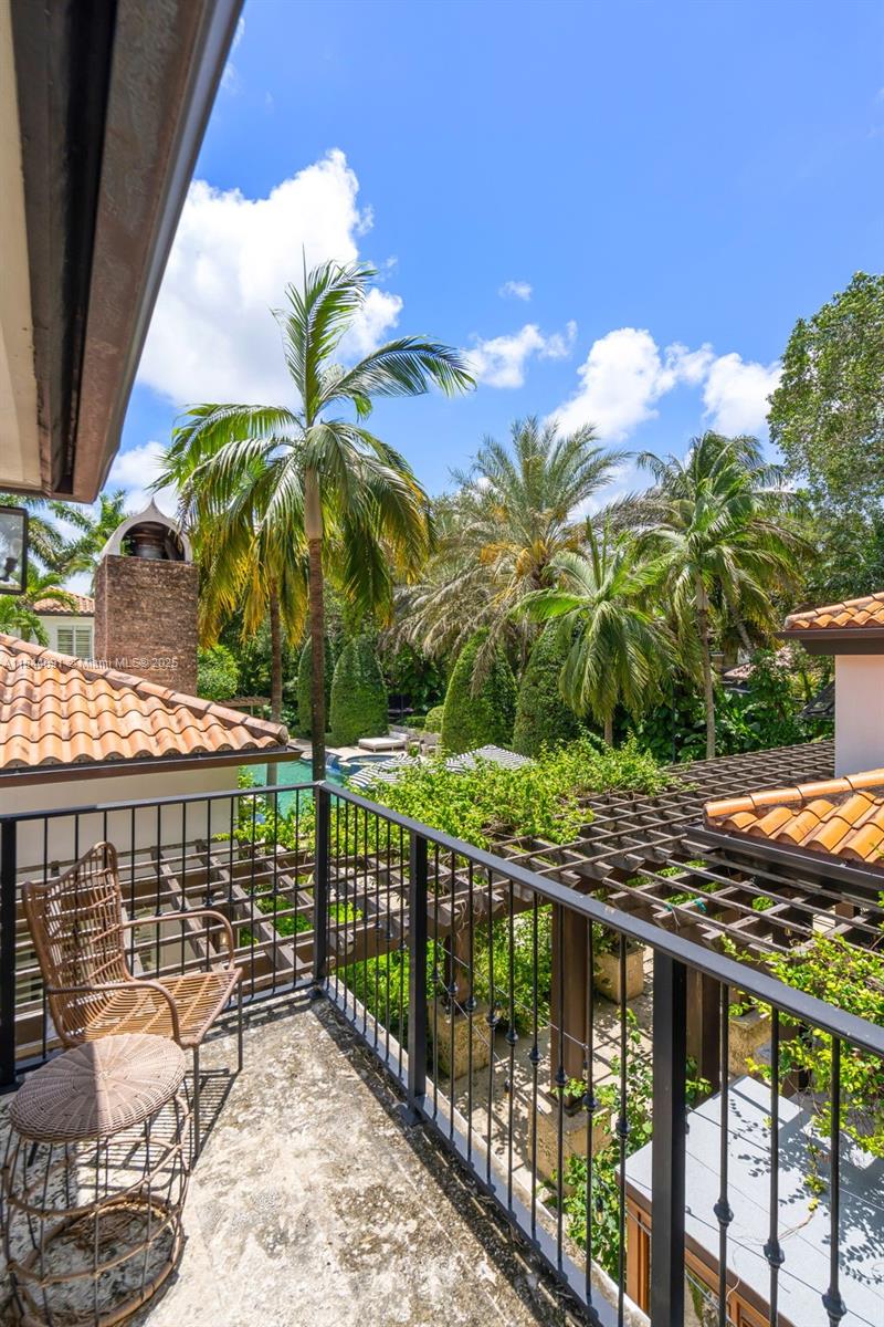 SUNSET GROVE AMD - Residential