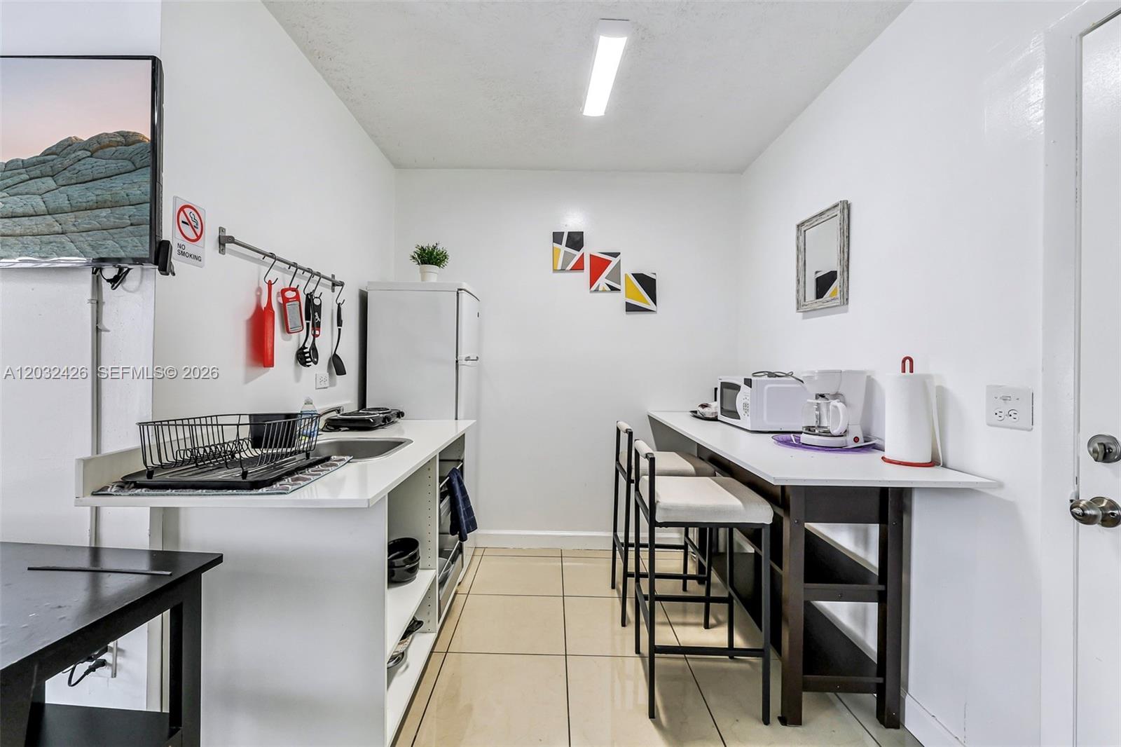 BISCAYNE PARK ESTATES - Residential Income
