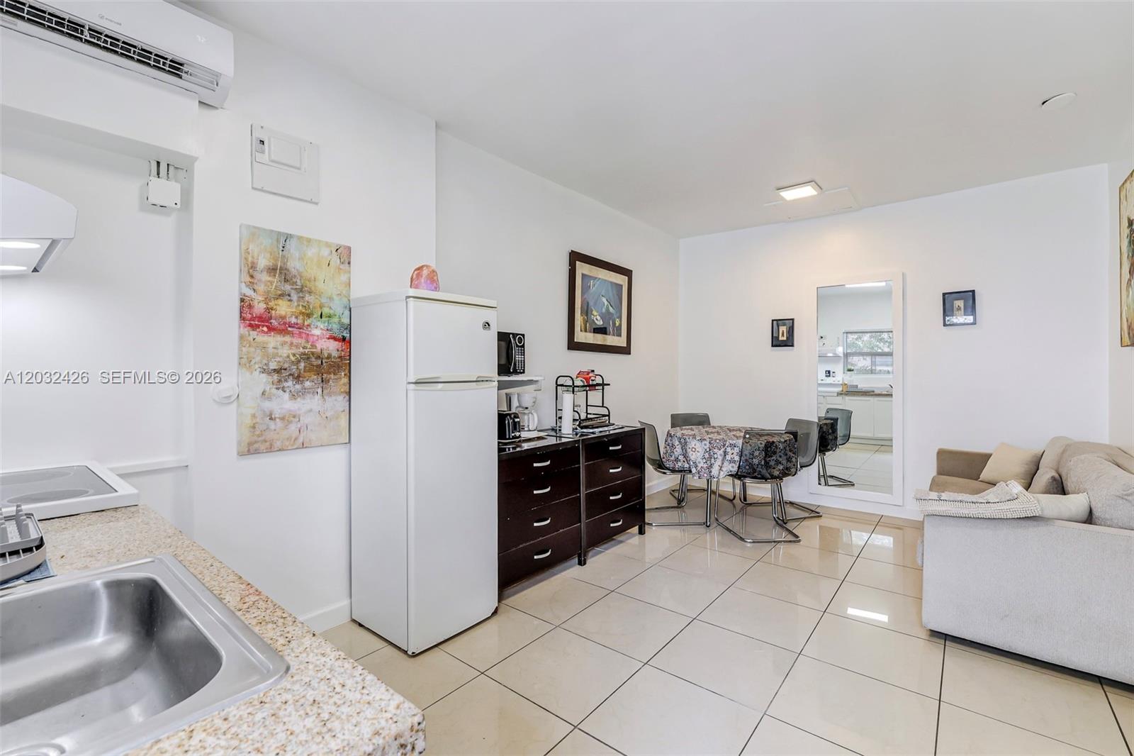BISCAYNE PARK ESTATES - Residential Income