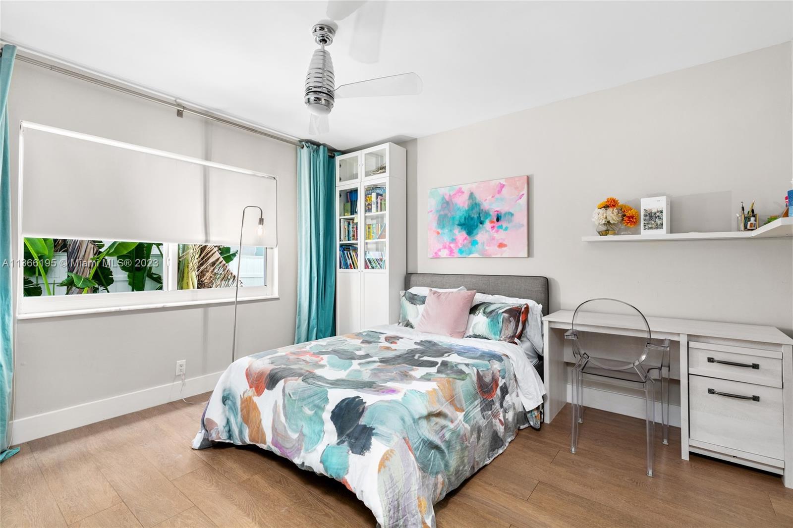 BEACH WAY HEIGHTS UNIT - Residential