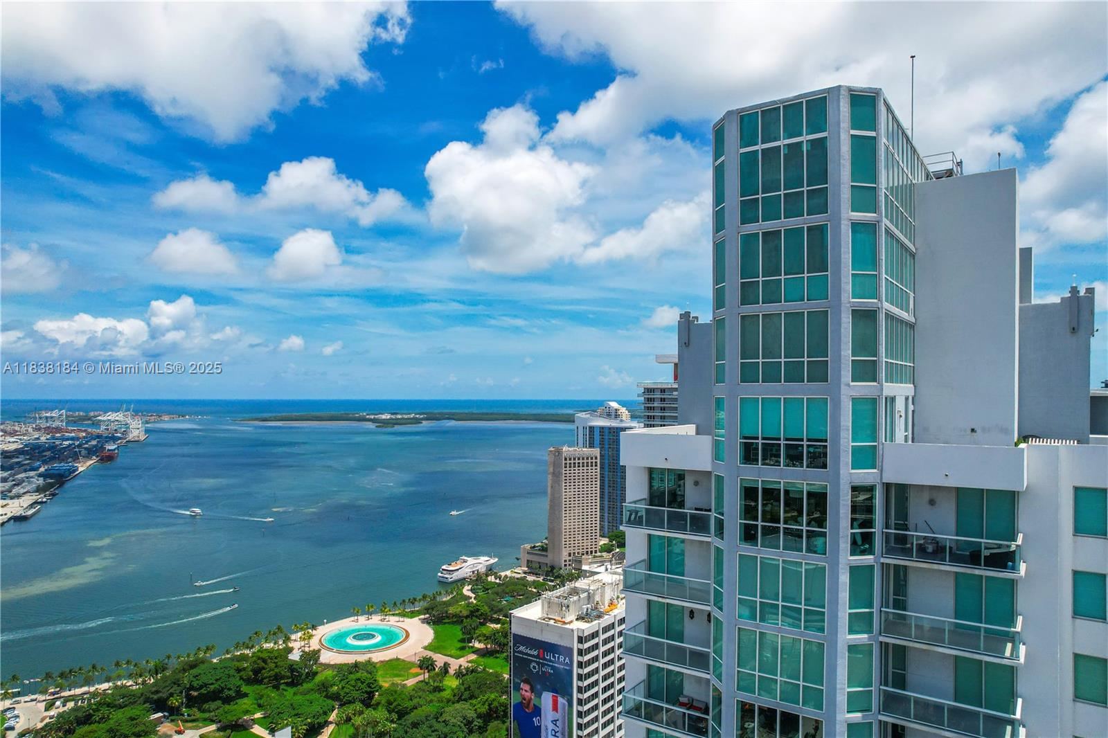 VIZCAYNE SOUTH CONDO - Residential