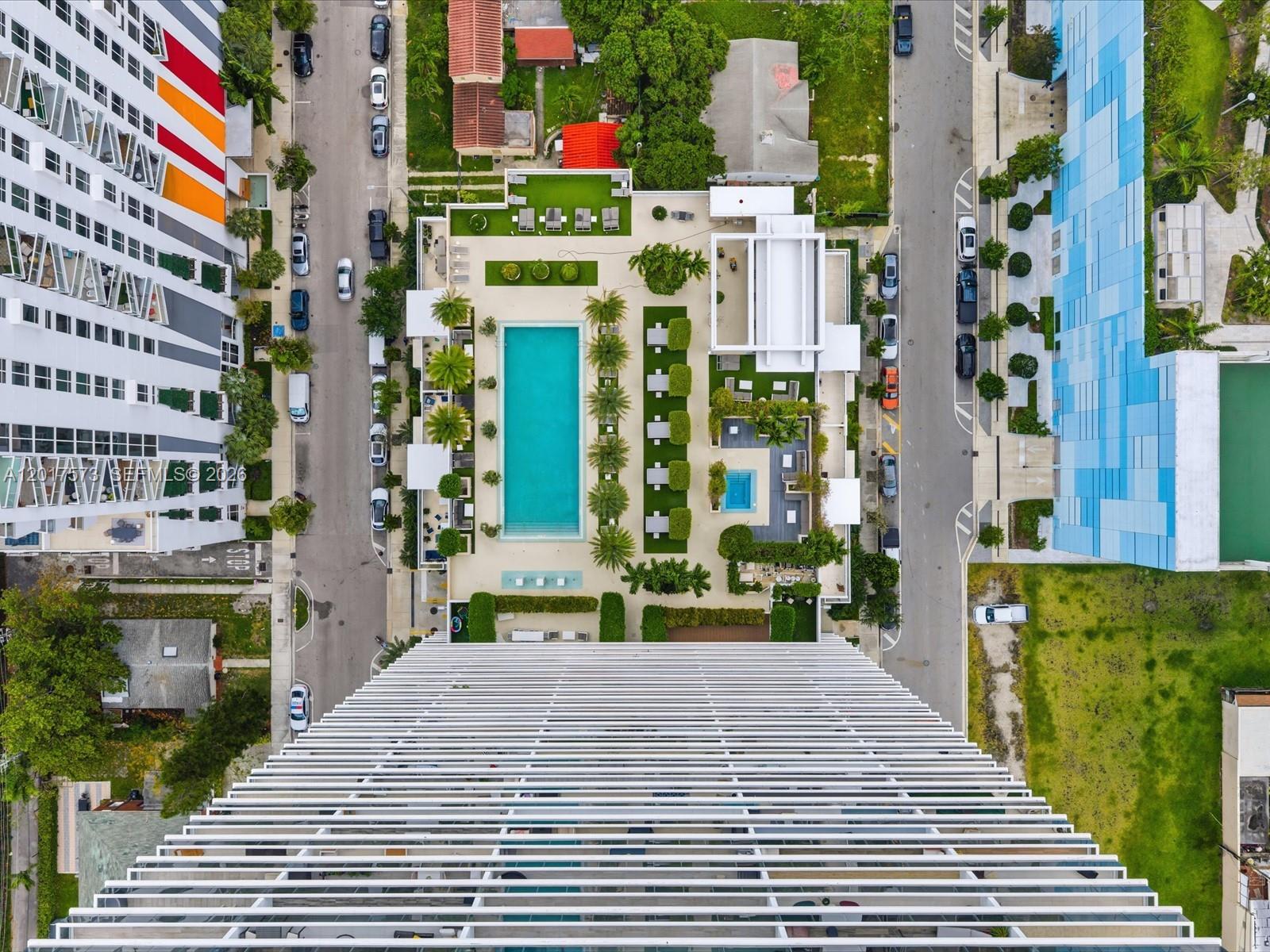 BAY HOUSE MIAMI CONDO - Residential