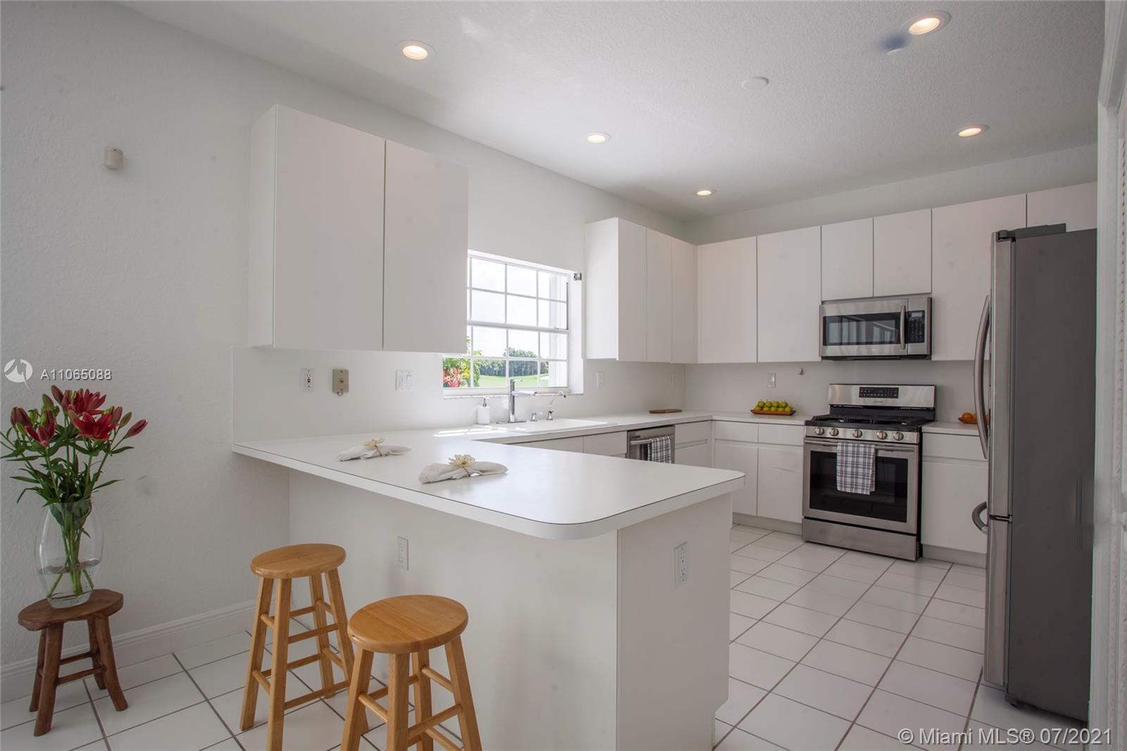 DORAL GLEN - Residential Lease