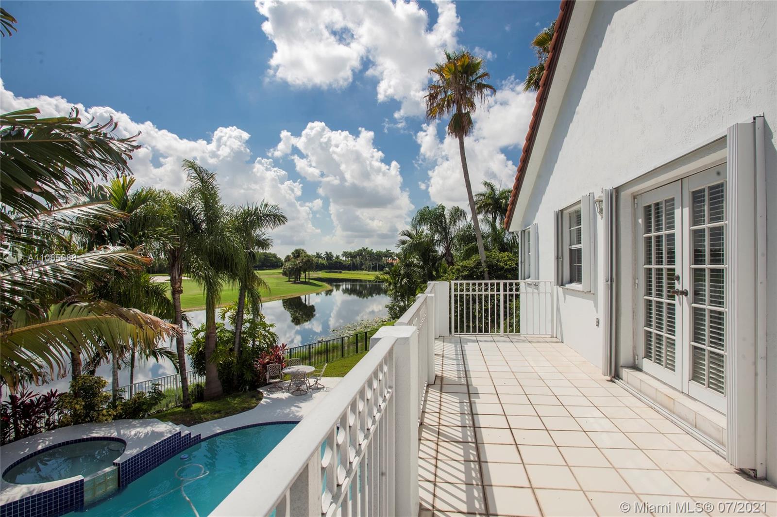 DORAL GLEN - Residential Lease