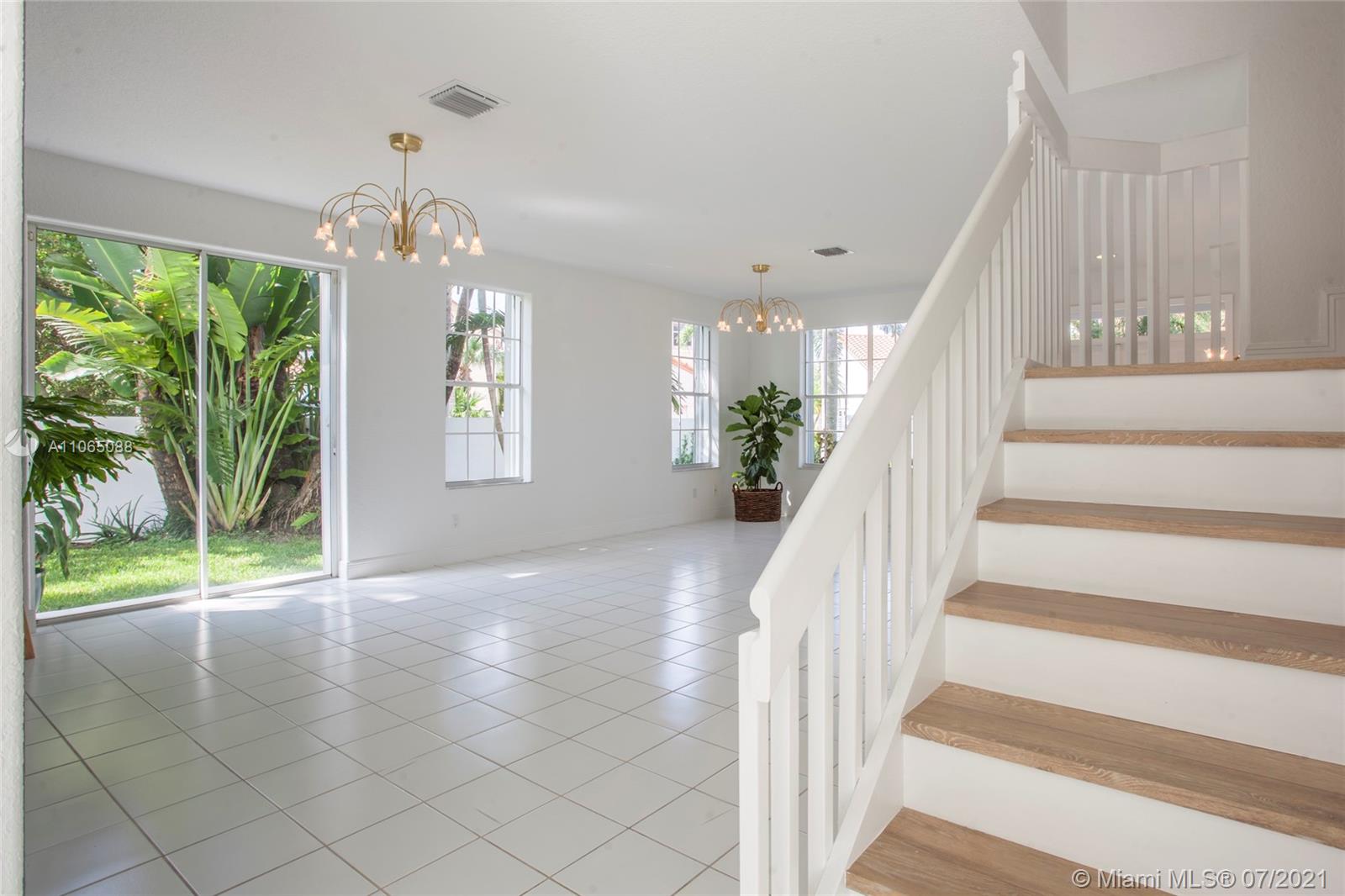 DORAL GLEN - Residential Lease