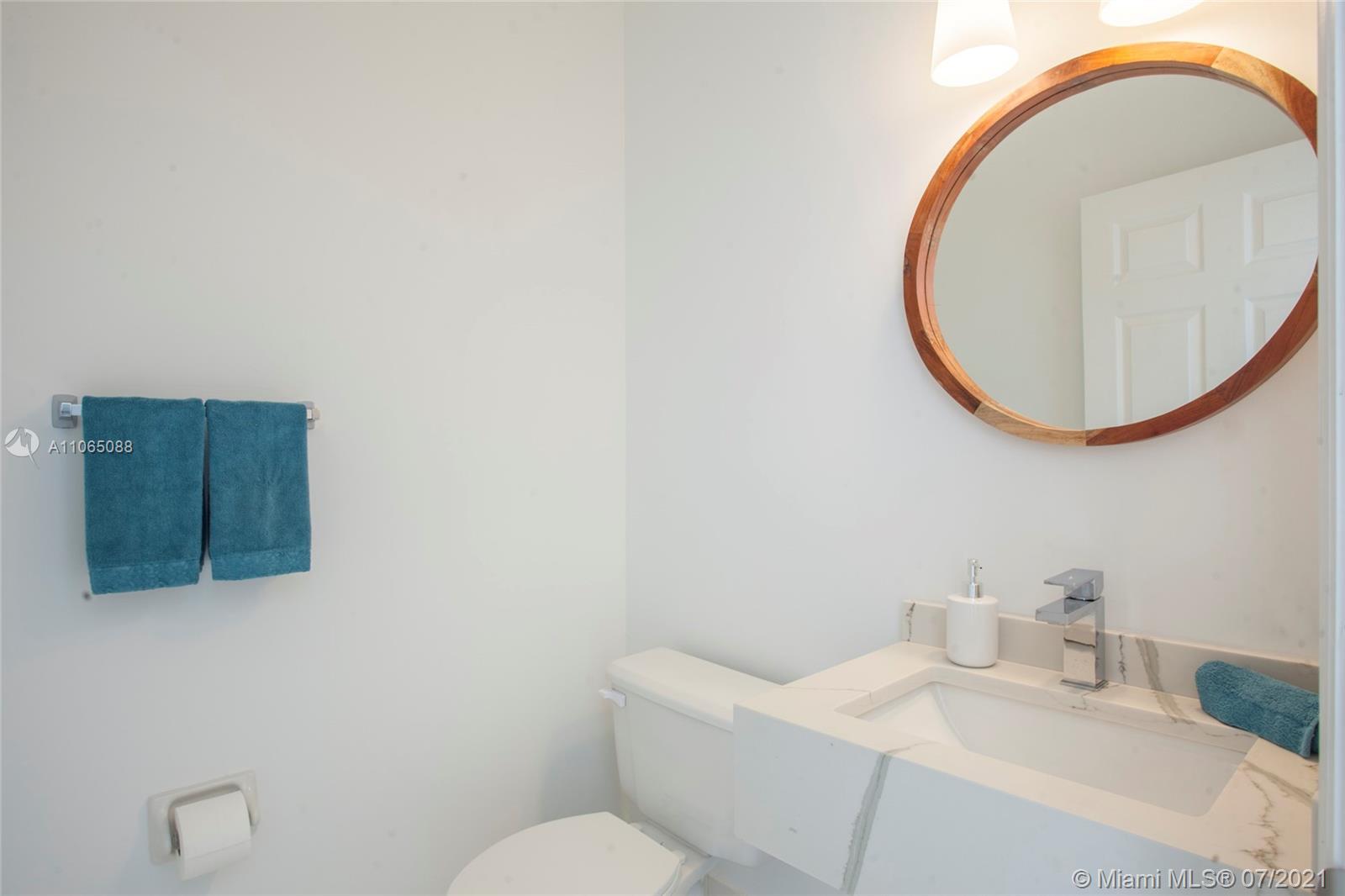 DORAL GLEN - Residential Lease