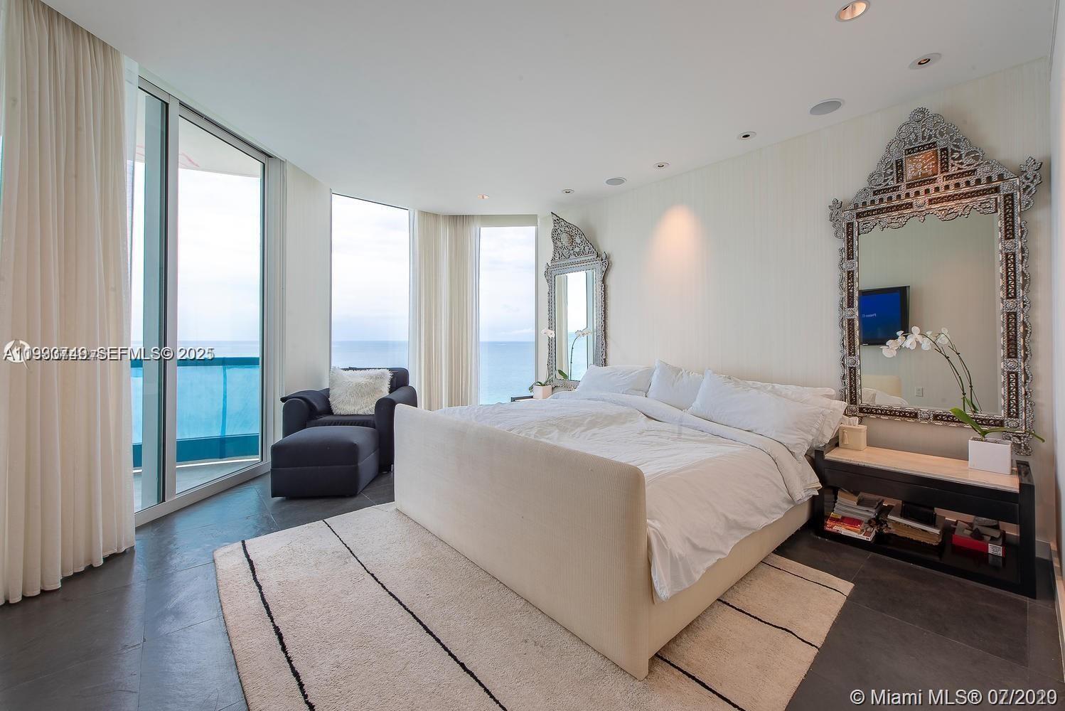 TURNBERRY OCEAN COLONY - Residential