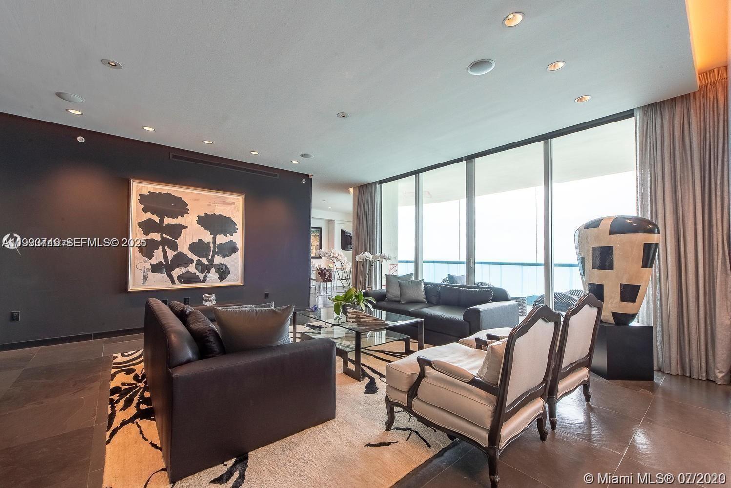 TURNBERRY OCEAN COLONY - Residential