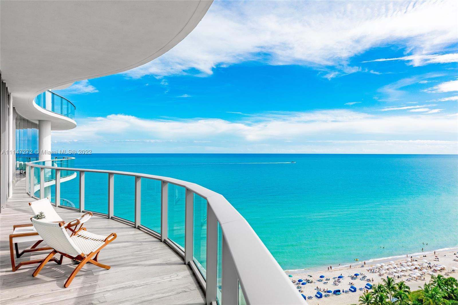 CHATEAU BEACH - Residential