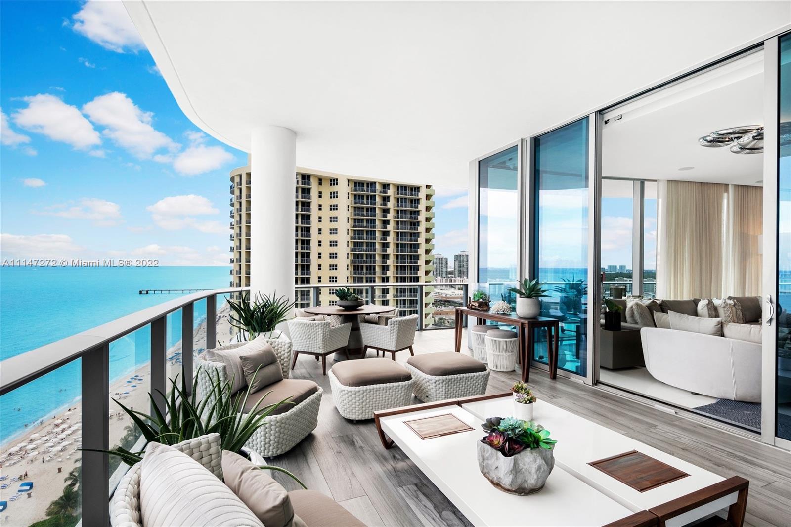 CHATEAU BEACH - Residential