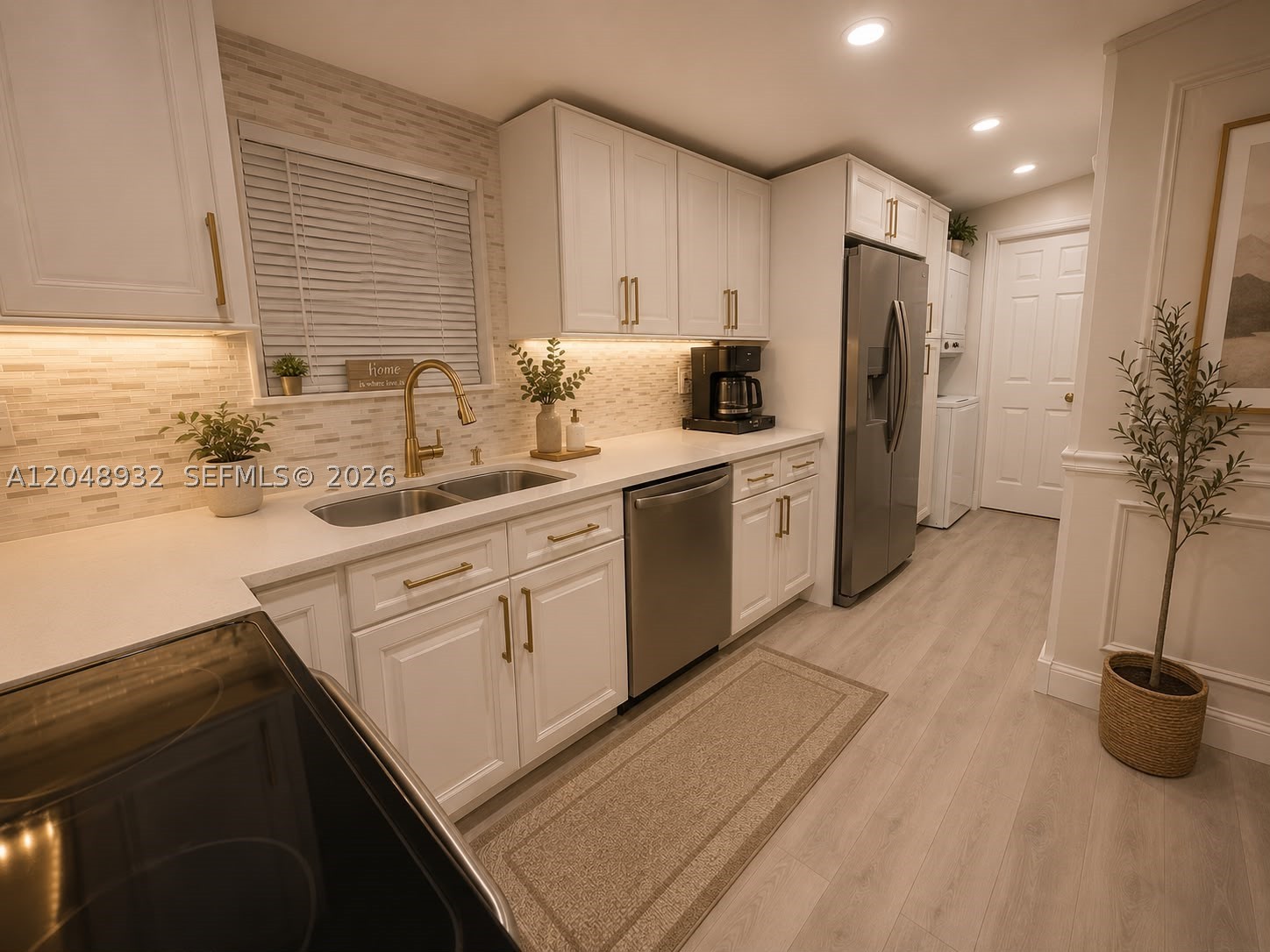 CONTRY LAKES MOBILE HOME - Residential