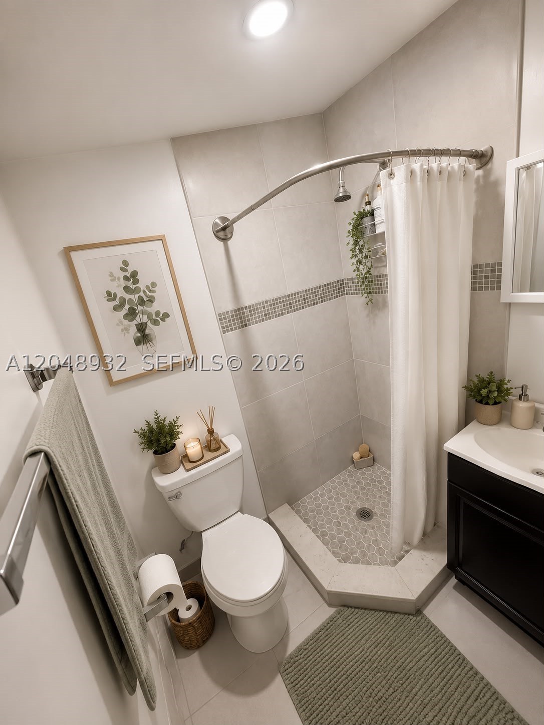 CONTRY LAKES MOBILE HOME - Residential
