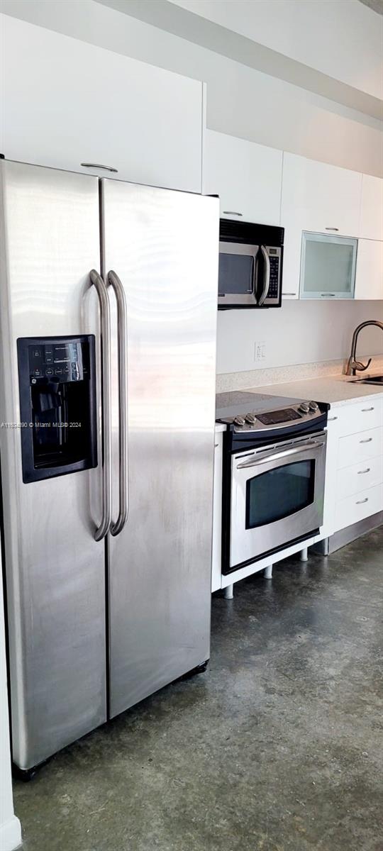 THE LOFT DOWNTOWN II COND - Residential Lease