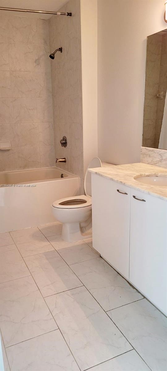 THE LOFT DOWNTOWN II COND - Residential Lease