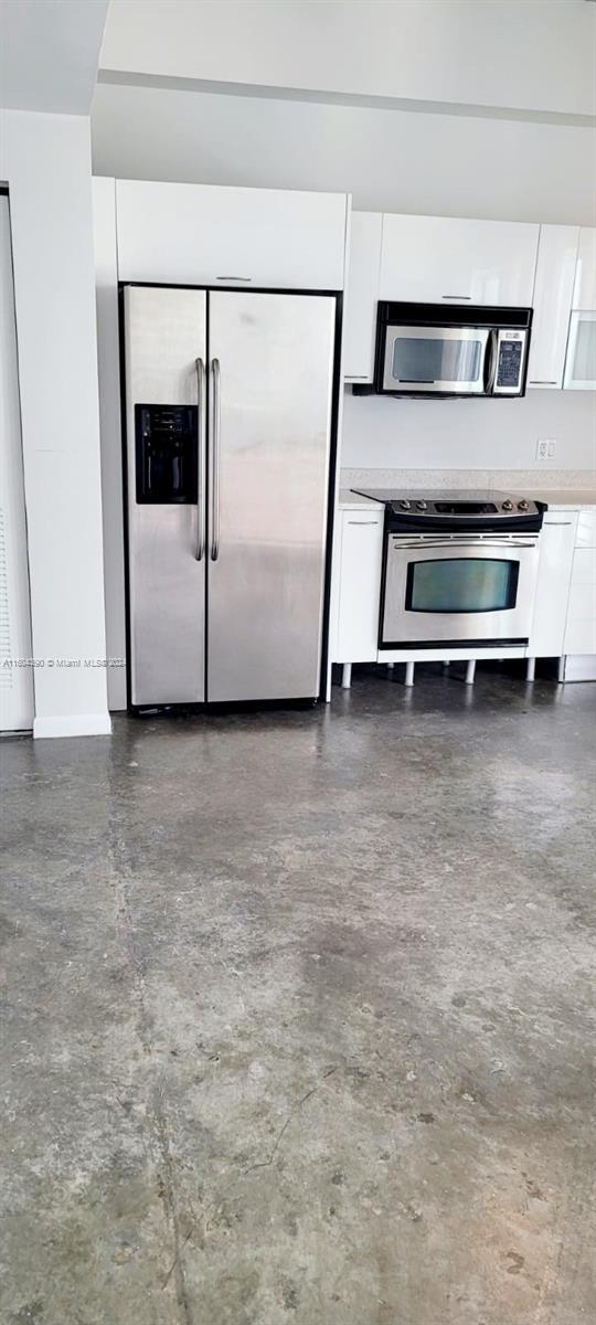 THE LOFT DOWNTOWN II COND - Residential Lease