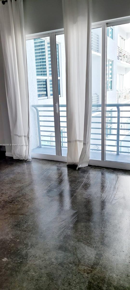 THE LOFT DOWNTOWN II COND - Residential Lease
